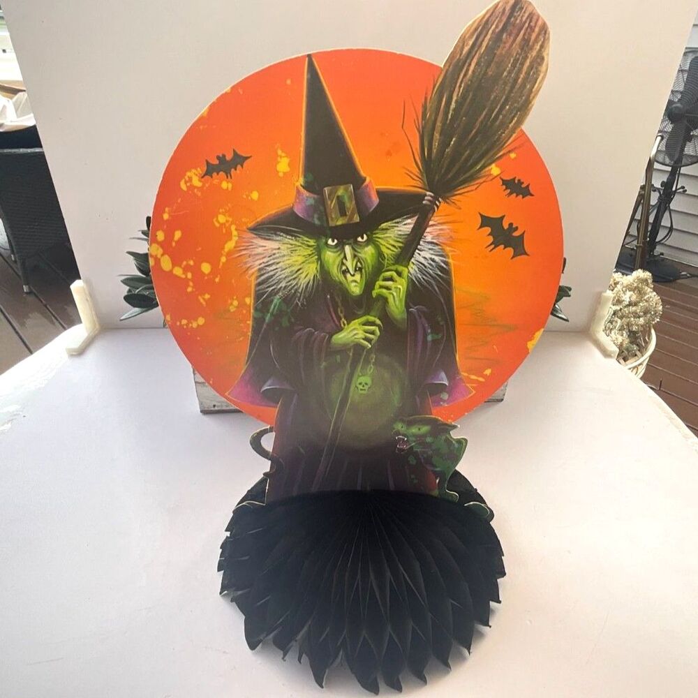 Vintage Halloween table decoration Beistle Co. 1984 Honeycomb base